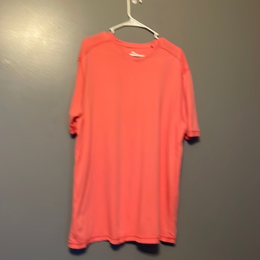 Men Tommy Bahama t shirt *